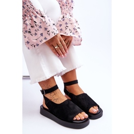 Cómodas sandalias de mujer en la plataforma Black Rubie negro 6