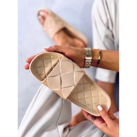PA1 Chanclas Lottner Khaki de goma beige 3