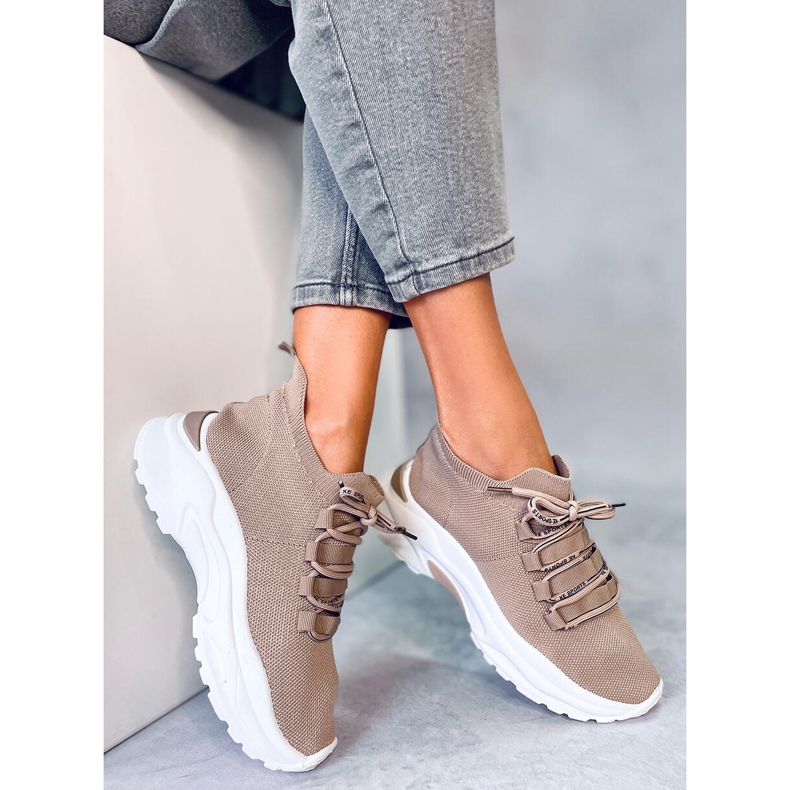 Calcetines Vesco caqui calcetines beige 1 Calcetines Vesco caqui calcetines beige 1