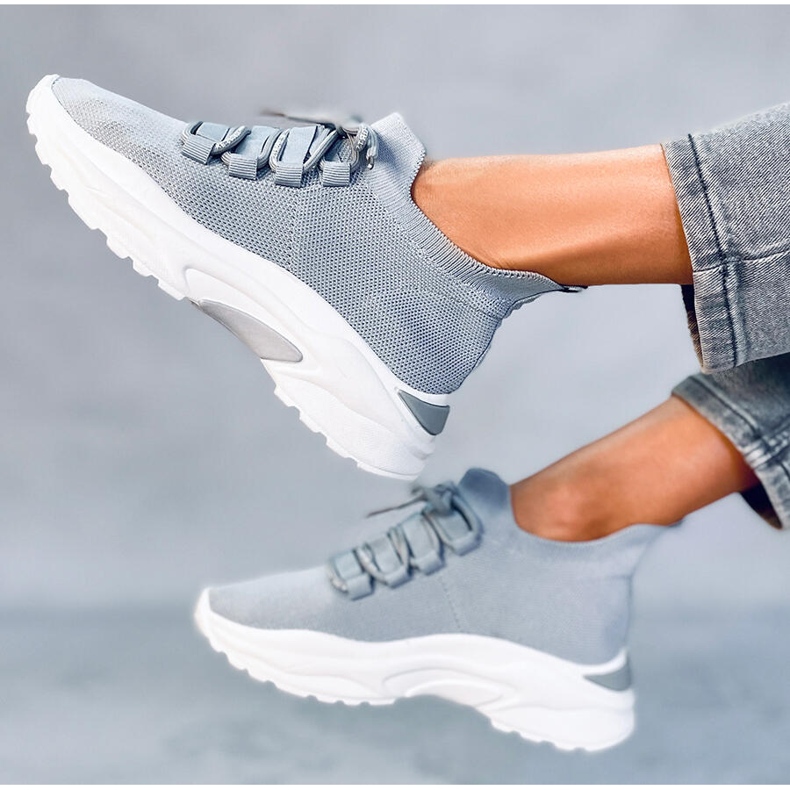 Deportiva calcetín gris Vesco 1