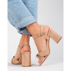 Sandalia bloque Vinceza ante beige 2