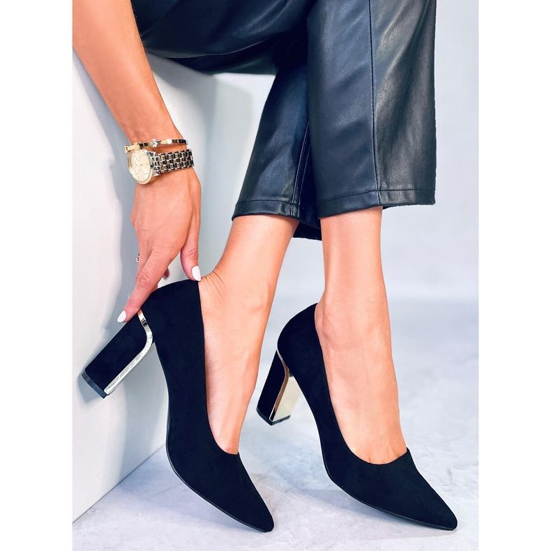 PA1 Bombas en el bloque Lucrezia Negro 1