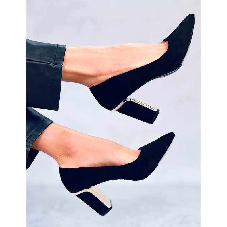 PA1 Bombas en el bloque Lucrezia Negro 2