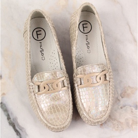 Mocasines de piel lacada para mujer beige cocodrilo Filippo DP3630/23 7