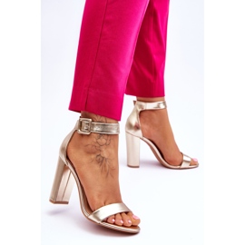 Sandalias de tacón Georgina doradas dorado 2