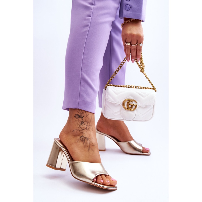 Babuchas Clásicas Mujer Piel Dorado Loara 2