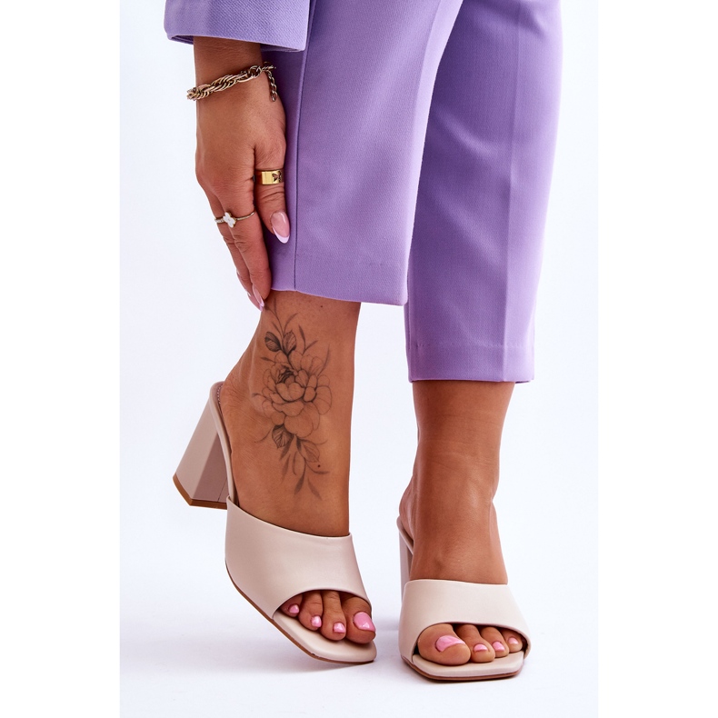 Pantuflas Clásicas Mujer Loara Piel Beige 1