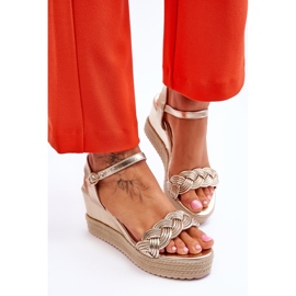 FB2 Sandalias Clásicas Piel Cuña Dorado Denisse 5