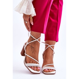 Sandalias Mujer Piel Con Tacón Blanco Seyna 1