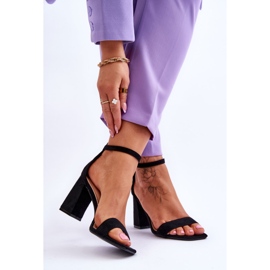 Sandalias De Mujer Con Tacón Estable Negro Lavissa 2