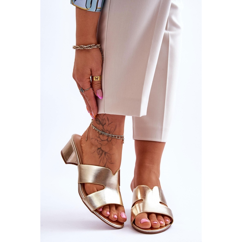 FJ1 Sandalias Clásicas Tacón Bajo Piel Miley Dorada dorado 1