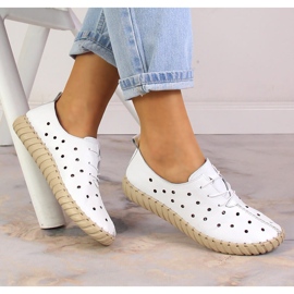 Zapatos mujer piel calados cómodos blanco Artiker 48C0567 2