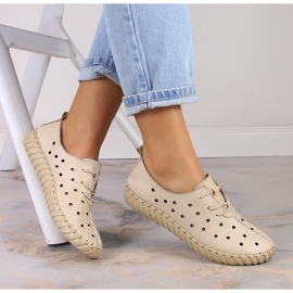 Zapatos mujer piel calados cómodos beige Artiker 48C0568 4