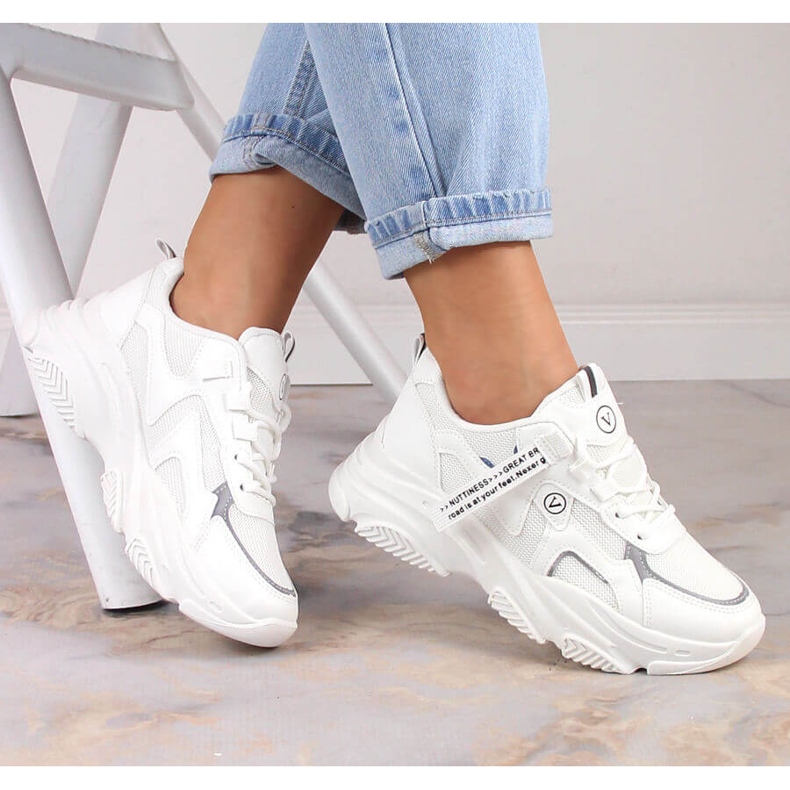 Zapatillas deportivas de mujer sneakers blancas Vinceza 13584 blanco 1