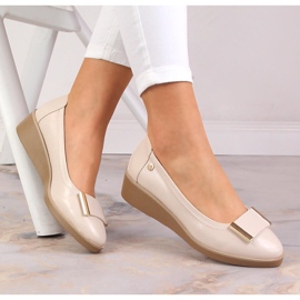 M. DASZYŃSKI Zapatos de salón mujer cuña beige M.Daszyński MR2265-4 1