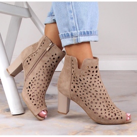 Botas caladas beige primavera mujer en poste Jezzi 3