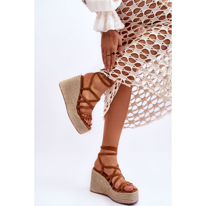 Sandalias De Piel Con Cuña Marrón Margaritt 2