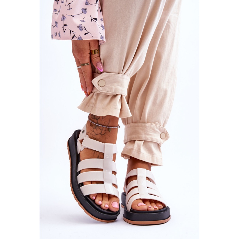 Sandalias veganas con velcro para mujer ZAXY JJ285015 Beige claro 1