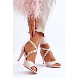 Sergio Leone Sandalias De Moda Sobre Tacón Lacado Beige Loressa 2