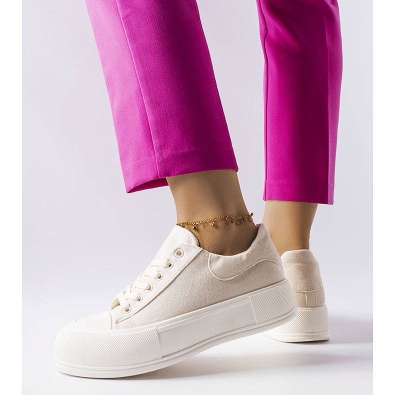 BM Zapatillas beige con plataforma de Agathe 1