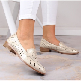 Zapatos mujer calados dorado brillante Potocki SZ12075 2