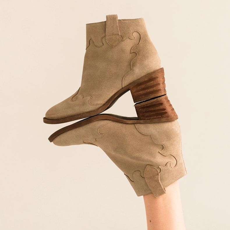 Marco Shoes Botas beige de ante natural sin aislamiento. 2