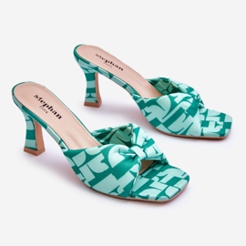 Tacones altos de moda en estampado Floria verde 8