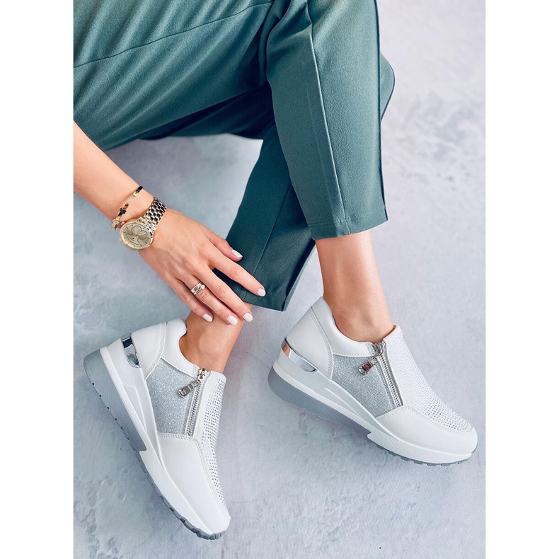 BM zapatillas blancas Atwood con cuña blanco 2