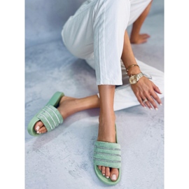 BM Chanclas Lynne Green con pedrería verde 3