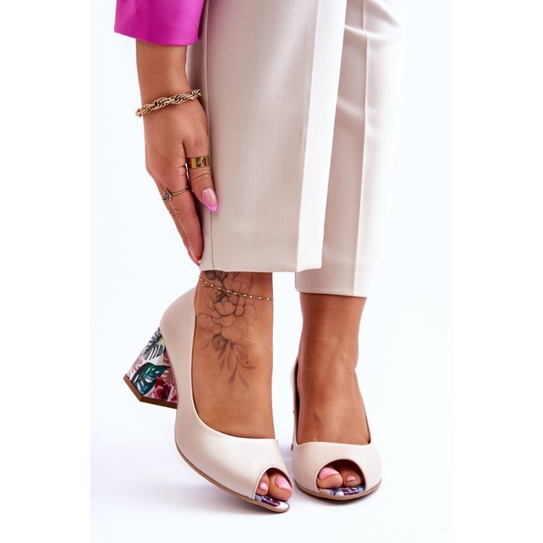 Lewski Shoes Zapatos De Salón De Piel Con Tacón Decorativo Leski Shoes 2608/K Beige Perla 1