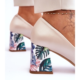 Lewski Shoes Zapatos De Salón De Piel Con Tacón Decorativo Leski Shoes 2608/K Beige Perla 3