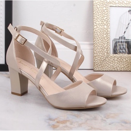 Sandalias de mujer elegantes en dorado satinado en el puesto Sergio Leone SK862 5