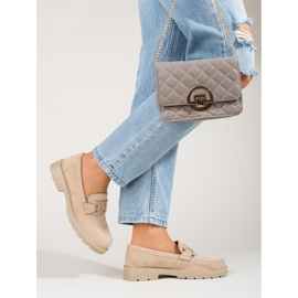 Mocasines mujer ante beige con cadena Shelovet 2