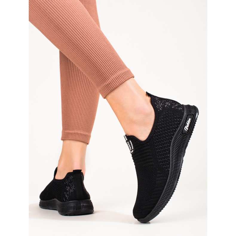 Deportivas de mujer ligeras de textil negro T.Sokolski 1