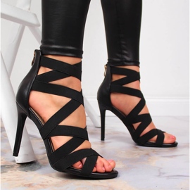 Sandalias de mujer con elásticos negros Potocki LE20016 5