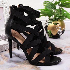 Sandalias de mujer con elásticos negros Potocki LE20016 3