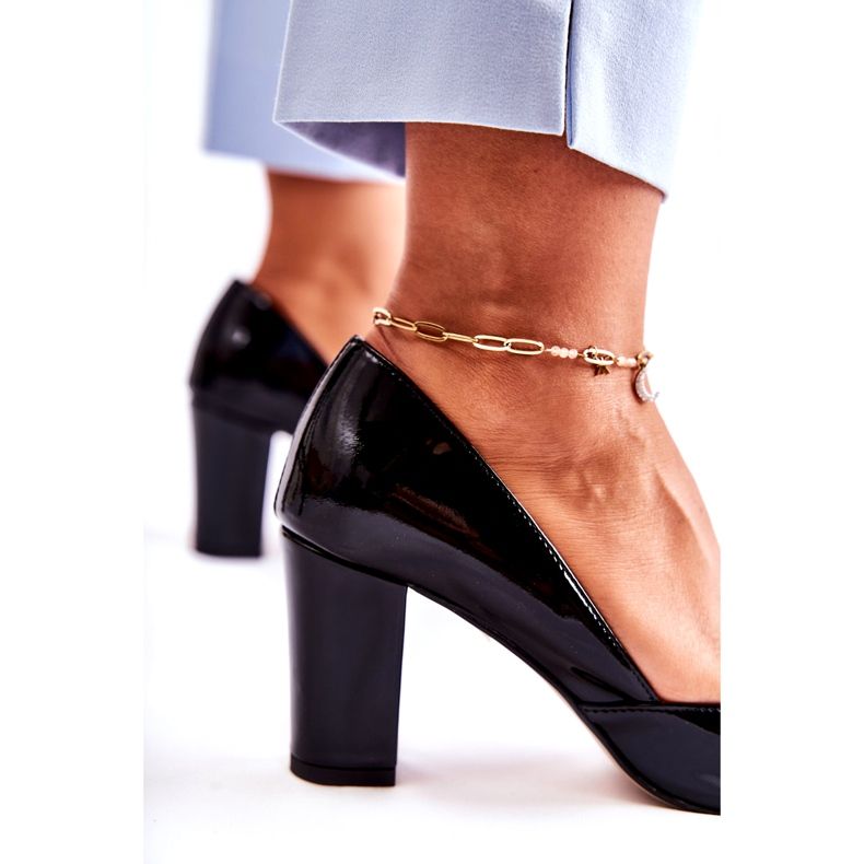 Alberto Violli Bombas barnizadas para mujeres en el poste negro 4