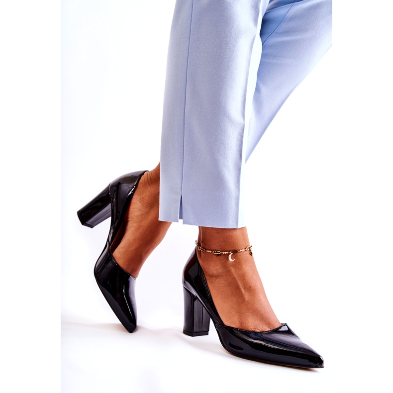 Alberto Violli Bombas barnizadas para mujeres en el poste negro 2