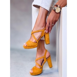 Sandalias tacones miel 9272 Amarillo 4