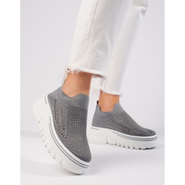 Deportivas textiles grises con suela gruesa de T.Sokolski 1 Deportivas textiles grises con suela gruesa de T.Sokolski 1