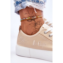 Zapatillas Cómodas En La Plataforma Lee Cooper LCW-23-31-1808L Beige 5