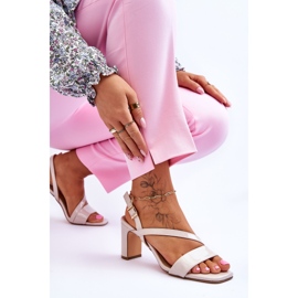 Sandalias Mujer Lacadas Con Tacón Beige Carrie 5