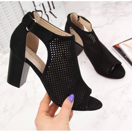 Sandalias mujer con velcro negro Sabatina 7802 3
