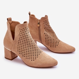 Vinceza Botín de ante calado con cut-out sobre tacón Blakely beige 1