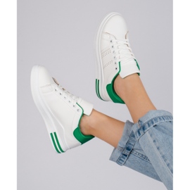 Zapatillas deportivas blancas en la plataforma Shelovet. blanco 3