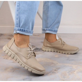 Zapatos cómodos de piel para mujer beige claro Helios 417 3