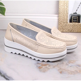 Mocasines de mujer en piel con plataforma calada beige Artiker 52C2119 5