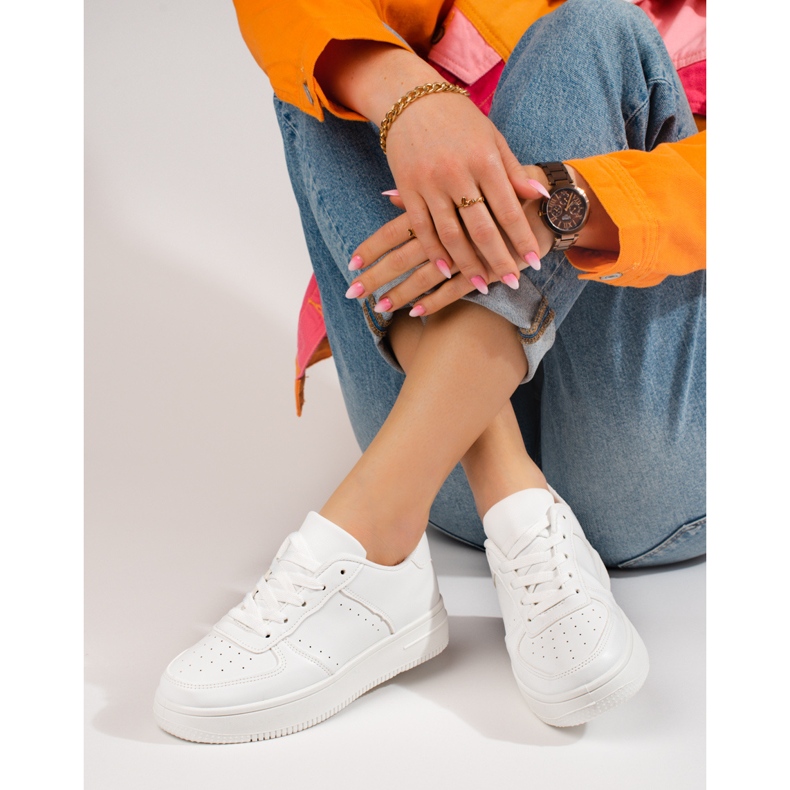 Deportivas Shelovet blancas con suela gruesa. blanco 2