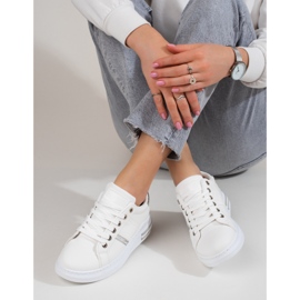 Botas blancas de mujer con suela gruesa Shelovet blanco 3