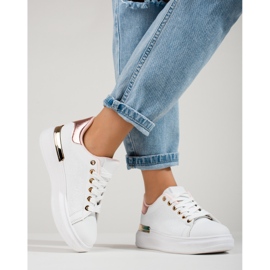 Zapatillas deportivas de mujer Shelovet blancas con aplicación dorada blanco 1